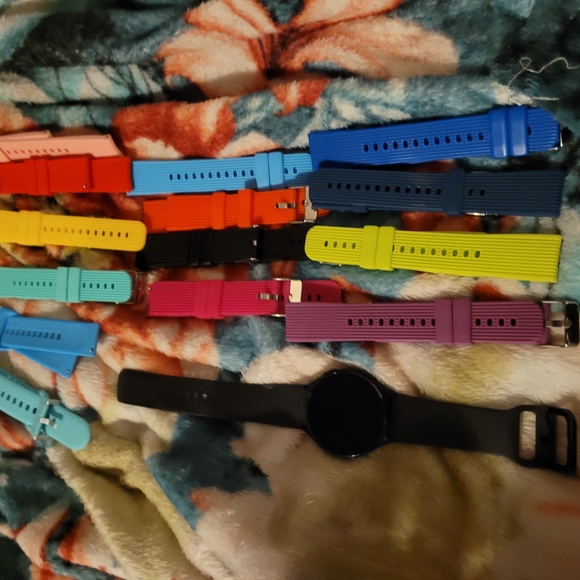 Samsung Galaxy Watch 4 40MM (GPS + Cellular) - Picture 11 of 13